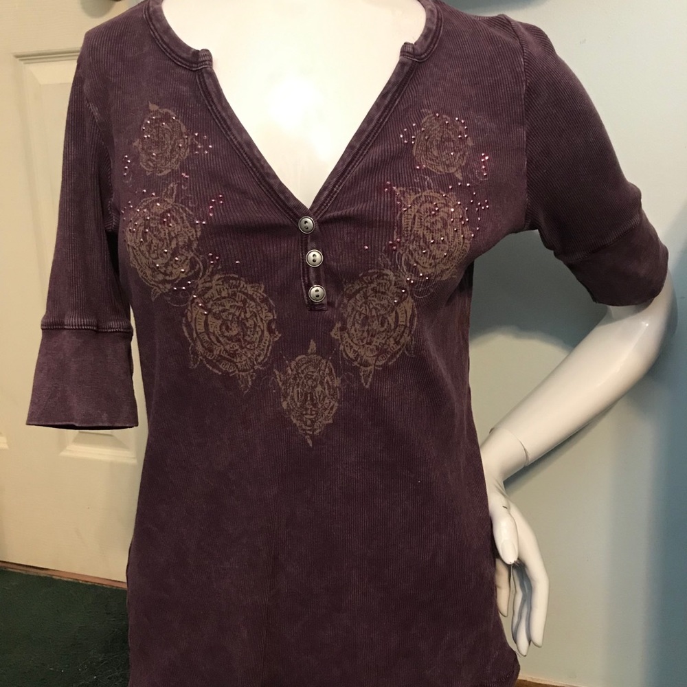 Apt. 9 ribbed top with 1/2 length sleeves